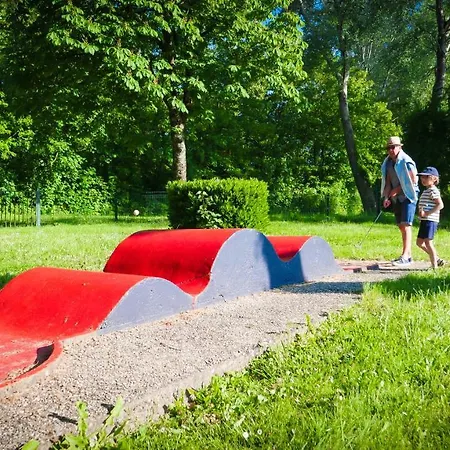 فندق Camping Des Loisirs 3*