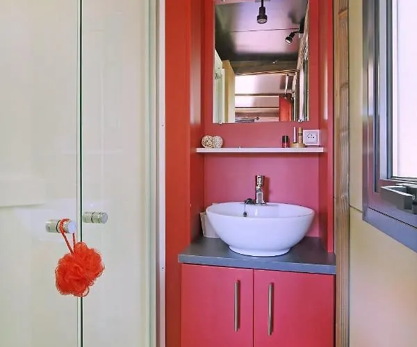 Camping Des Loisirs מלון