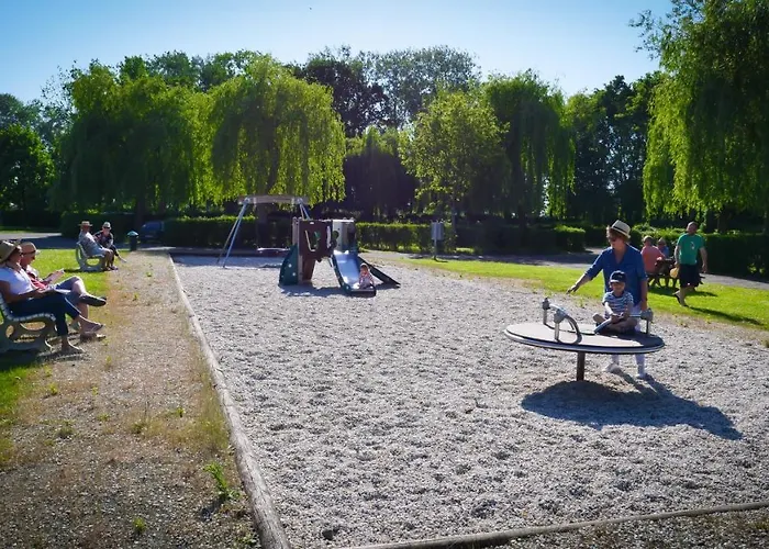 Camping Des Loisirs 3* Évron